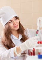 Doit-on mesurer systématiquement la vitamine D dans le sang ?