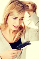 Conseils pour prévenir la chute des cheveux chez la femme